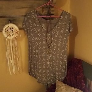 MAURICES 24/7 TEE Size Small